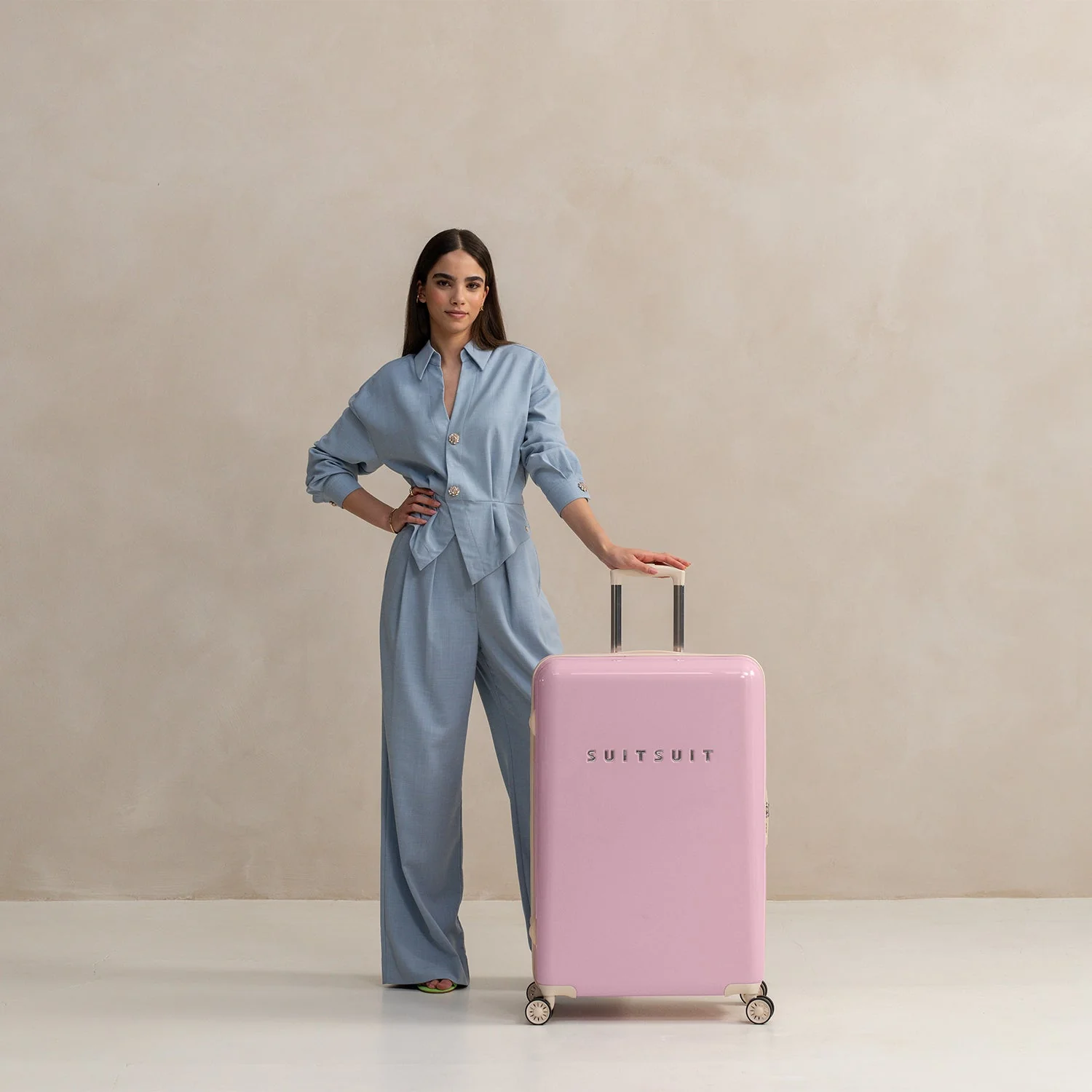 Fabulous Fifties - Pink Dust - Safe Travels Set (76 CM) - Image 2