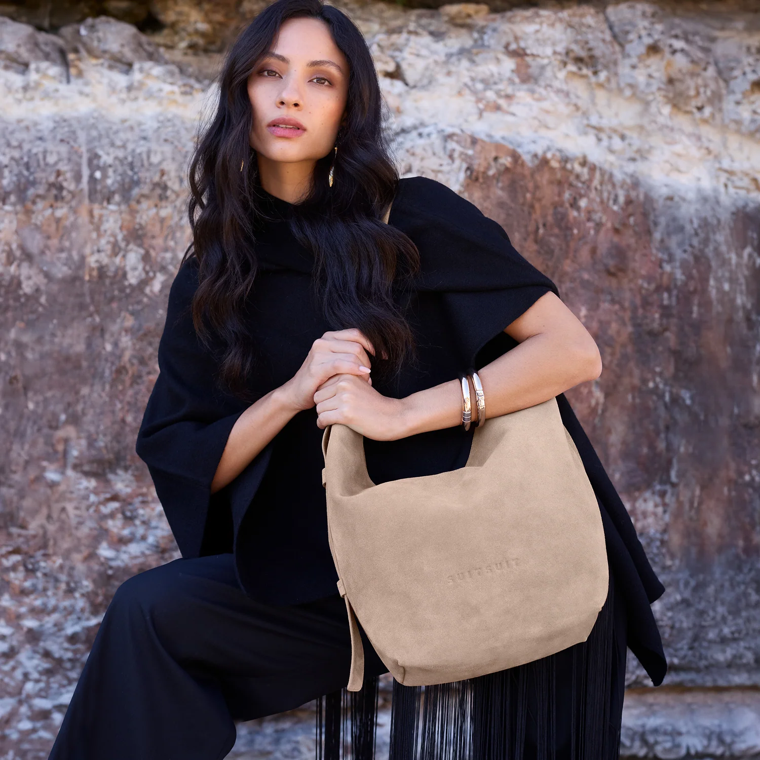Serenity - Sandy Brown - Slouchy Bag (Suede) - Image 2
